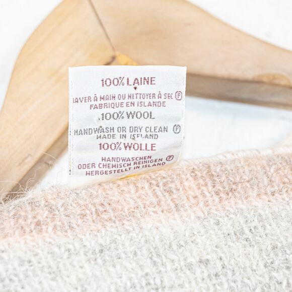 Hilda Ltd 100% Wool Cardigan Sweater Icelandic Fair Isle knit Medium - Picture 5 of 10